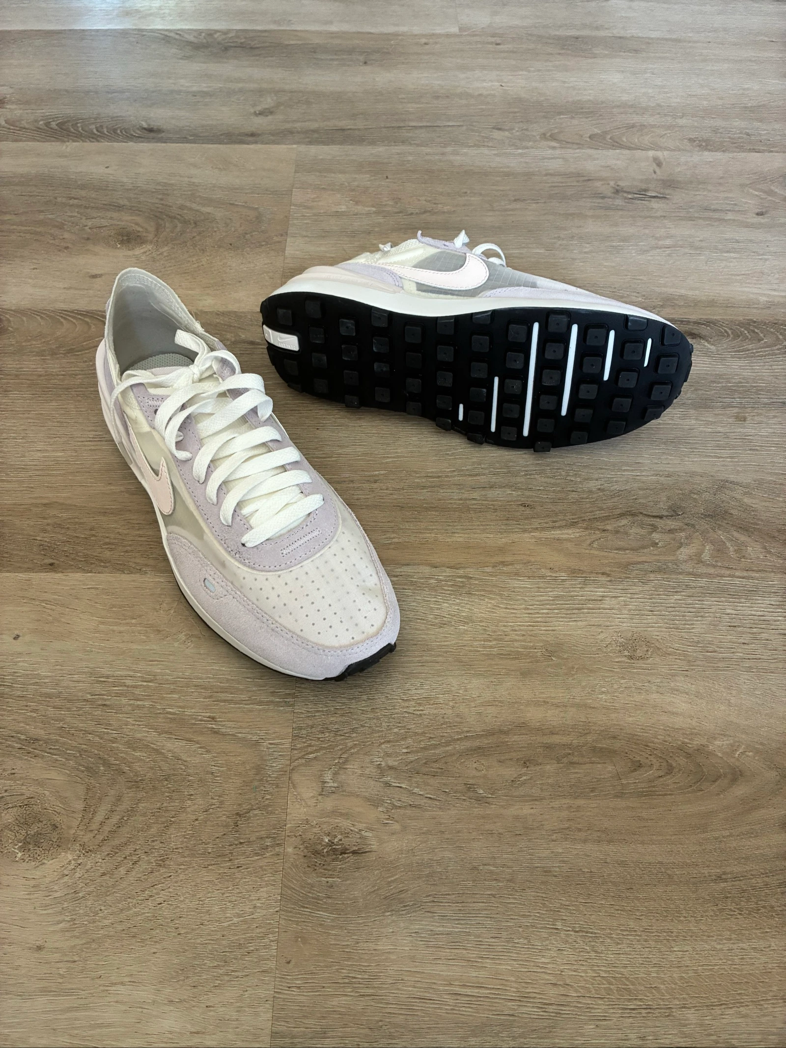Basket Nike Waffle taille 38,5 – photo 2